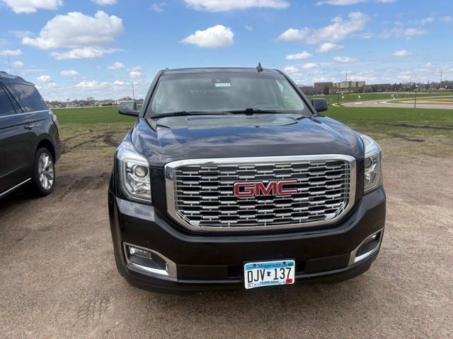 Used 2020 GMC Yukon XL Denali with VIN 1GKS2HKJ1LR191956 for sale in Marshall, Minnesota