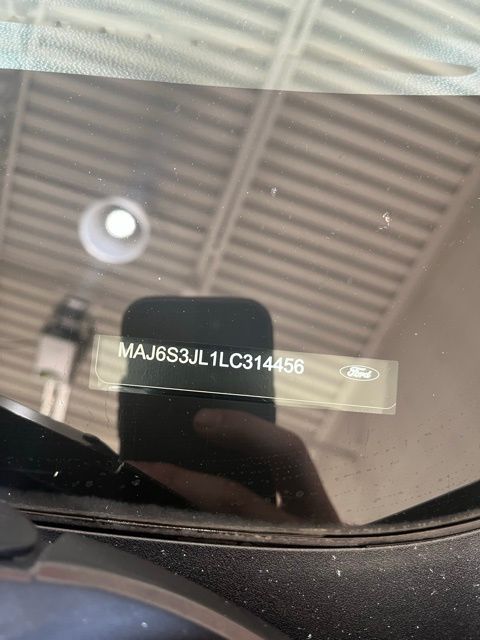 2020 Ford EcoSport SES photo