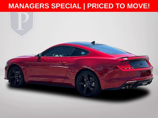 Used 2022 Red Ford GT Premium image 10