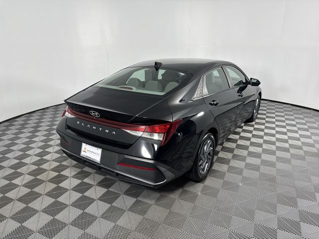 Used 2024 Hyundai Elantra For Sale in Indianapolis, IN