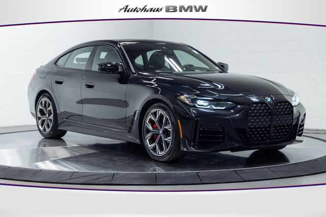 Black Sapphire Metallic 2022 BMW 4 Series Coupe All-Wheel Drive 8-Speed Automatic
