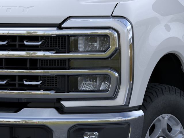 New 2026 Oxford White Ford XLT image 18