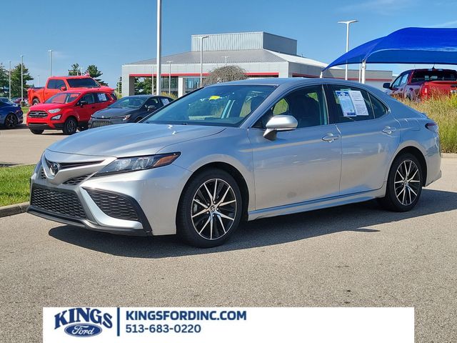 Celestial Silver Metallic 2023 Toyota Camry Sedan Front-Wheel Drive 8-Speed Automatic