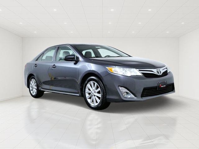 Magnetic Gray Metallic 2012 Toyota Camry Sedan Front-Wheel Drive 6-Speed Automatic
