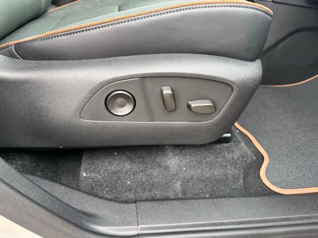 2026 GMC Acadia AT4 AWD