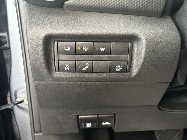 Used 2021 Nissan Kicks SUV