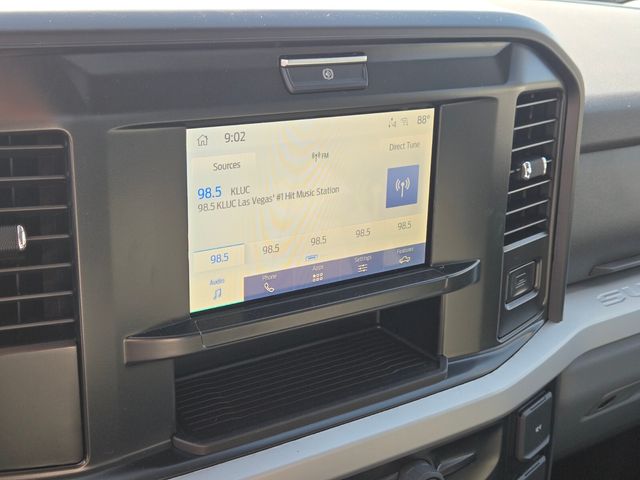 New 2026 Ford Super Duty F-350 Crew Cab 8' Box XLT