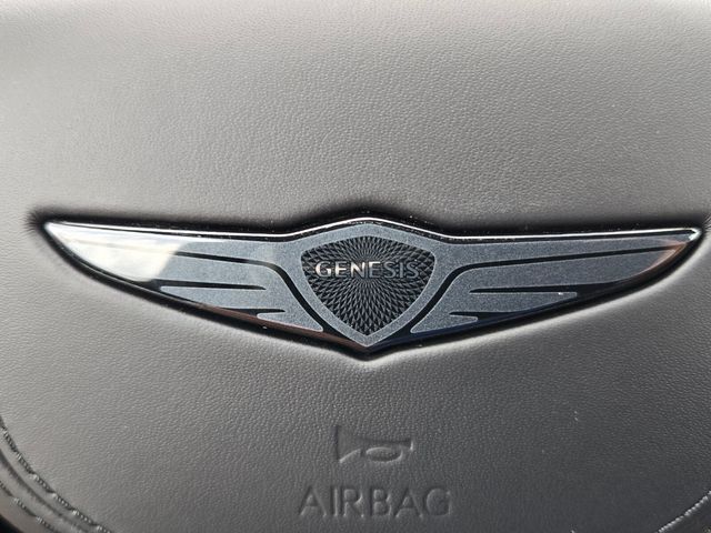 2027 Genesis GV80