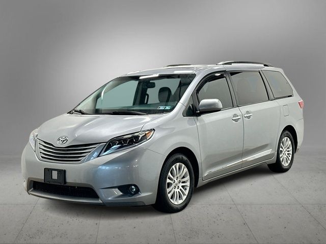 2017 Toyota Sienna XLE Premium - 0