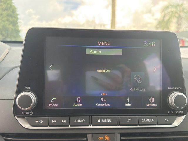 Used 2025 Nissan Altima Sedan