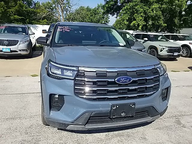 Used 2025 Ford Explorer SUV