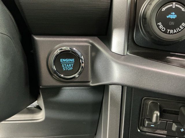 New 2026 Carbonized Gray Metallic Ford XLT image 23