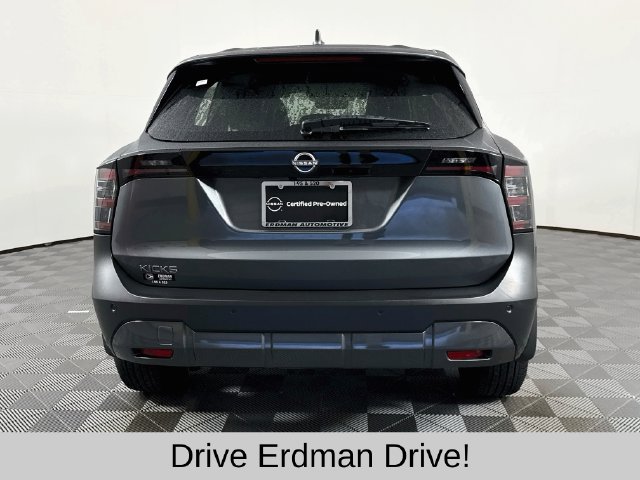 Used 2025 Nissan Kicks SUV