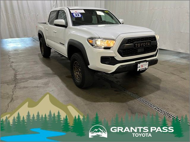 2022 Toyota Tacoma SR5 V6 Double Cab 4WD