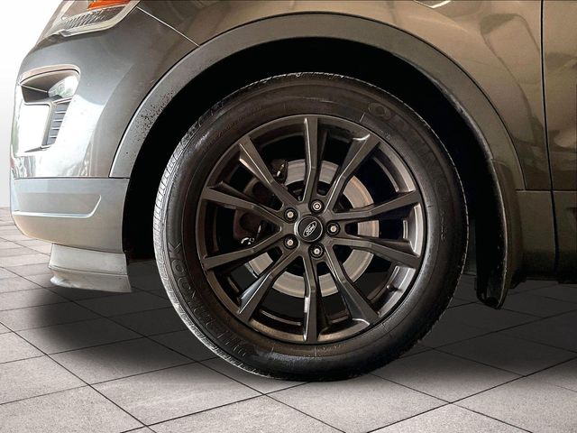 2018 Ford Explorer XLT Gray at Subaru and VW of Moon Township