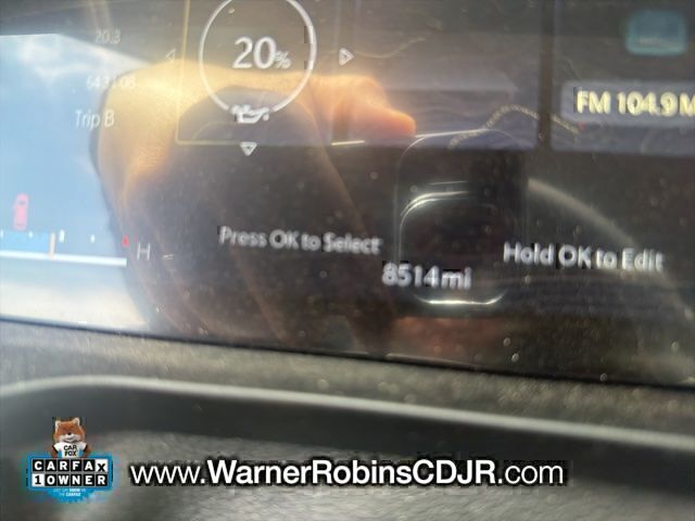 Used 2023 Red Jeep Limited image 9