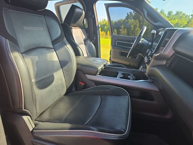 Used 2022 Diamond Black Ram Laramie image 11