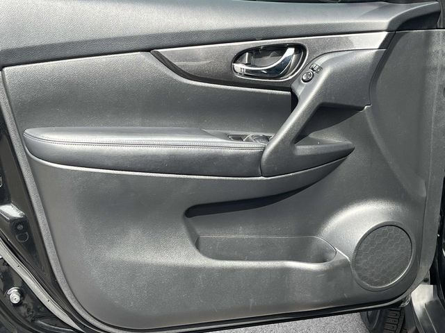 used 2019 Nissan Rogue car, priced at $13,981