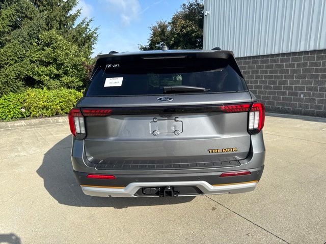 New 2026 Gray Ford Tremor image 5