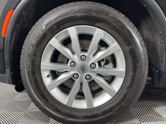 2022 DB Black Crystal Clearcoat Dodge Durango SXT RWD SUV