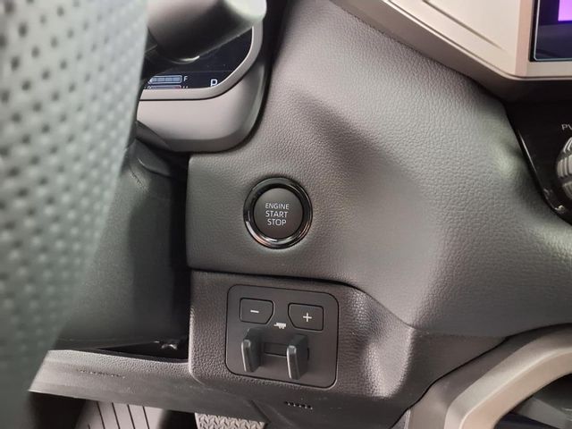 2025 Toyota Tundra Limited photo