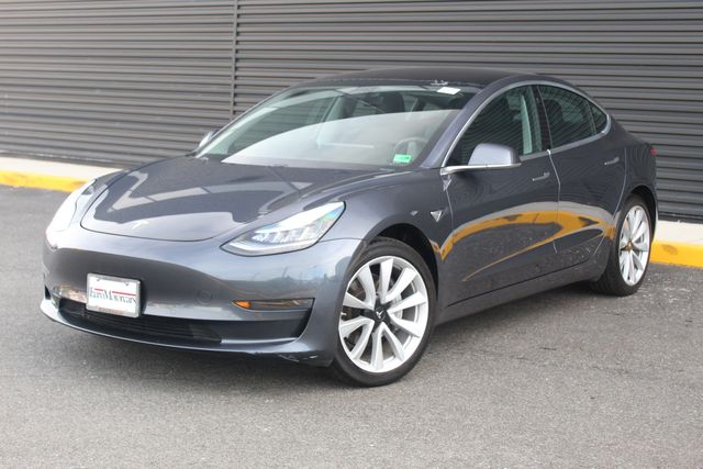 2019 Tesla Model 3 Base's photo