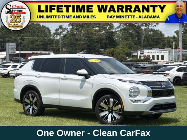 White 2025 Mitsubishi Outlander SUV / Crossover Front-Wheel Drive Continuously Variable Transmission