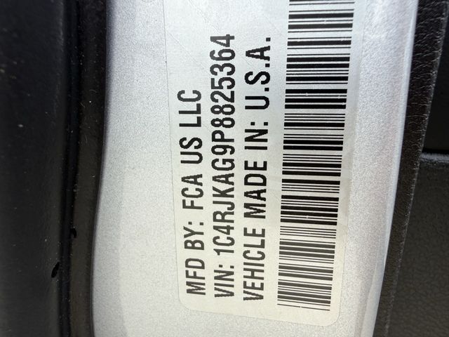 2023 Jeep Grand Cherokee L Altitude Silver at DeMontrond Gulf Freeway