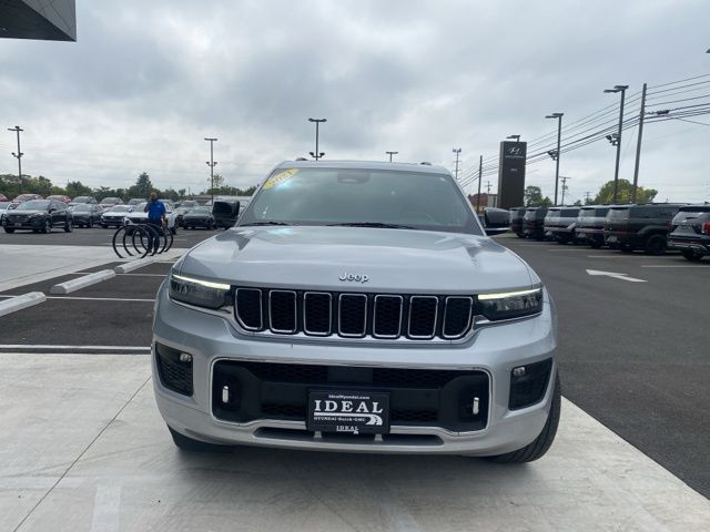 2021 Jeep Grand Cherokee L Overland 2