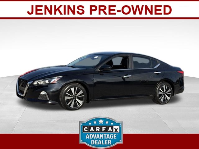 Super Black Clearcoat 2021 Nissan Altima Sedan Front-Wheel Drive Continuously Variable Transmission