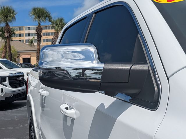 Used 2025 White Ram Limited image 15