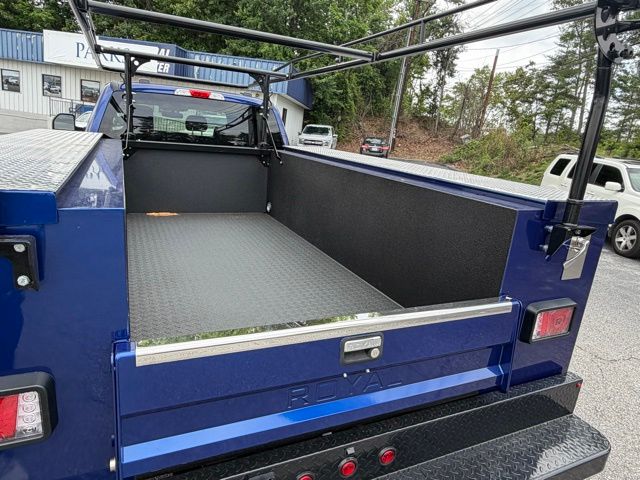 New 2026 Blue Ford Lariat image 5