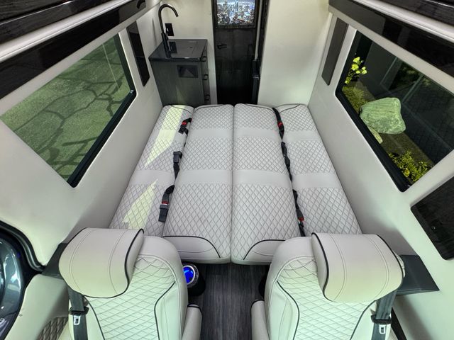 2026 Mercedes-Benz Sprinter 3500XD
