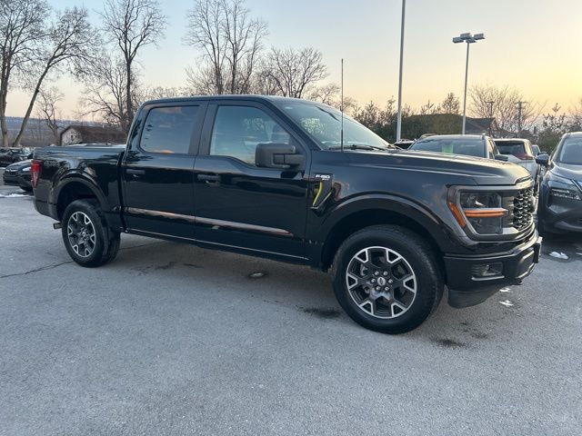 2025 Ford F-150 STX 4dr SuperCrew 4WD