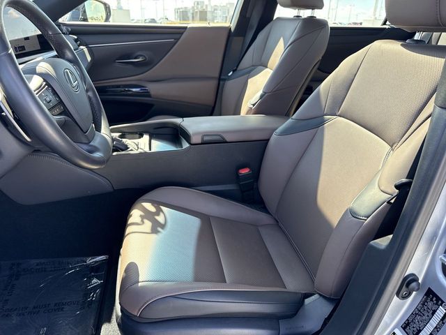2025 Lexus ES - $46,788