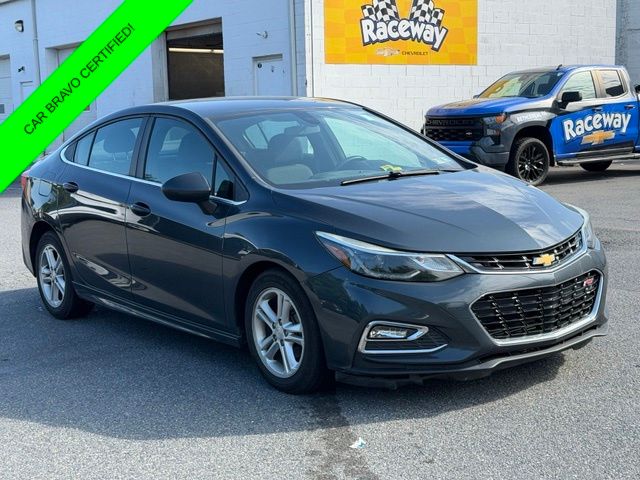Gray (Graphite Metallic) 2017 Chevrolet Cruze Sedan Front-Wheel Drive 6-Speed Automatic