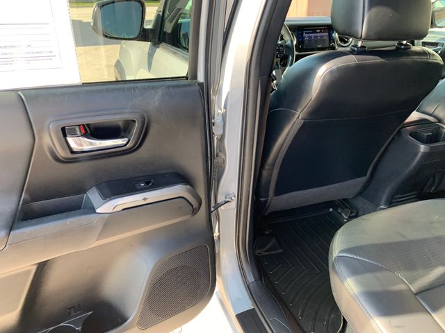 Used 2018 Toyota Tacoma Truck