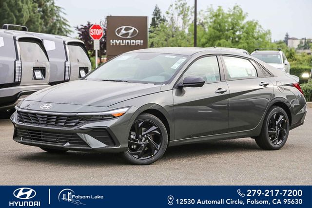 Amazon Gray 2026 Hyundai Elantra SEL Sport FWD Sedan Front-Wheel Drive Continuously Variable Transmission