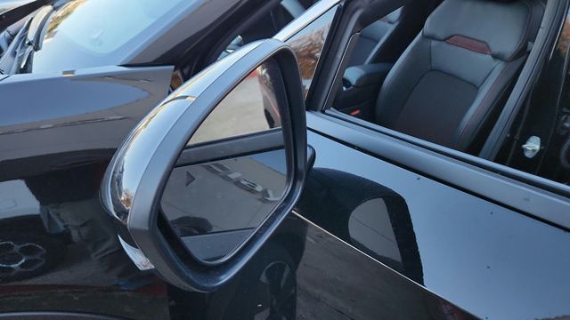 2025 Nissan Kicks