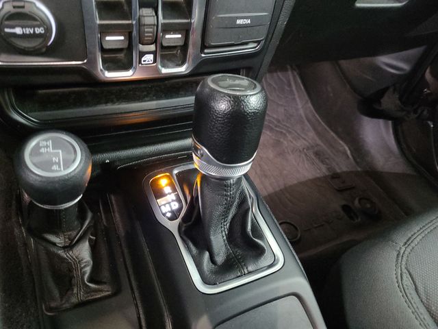 2021 – Jeep – Wrangler