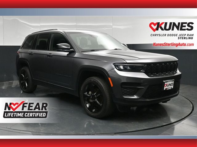 Baltic Gray Metallic Clearcoat 2023 Jeep Grand Cherokee SUV / Crossover Four-Wheel Drive 8-Speed Automatic