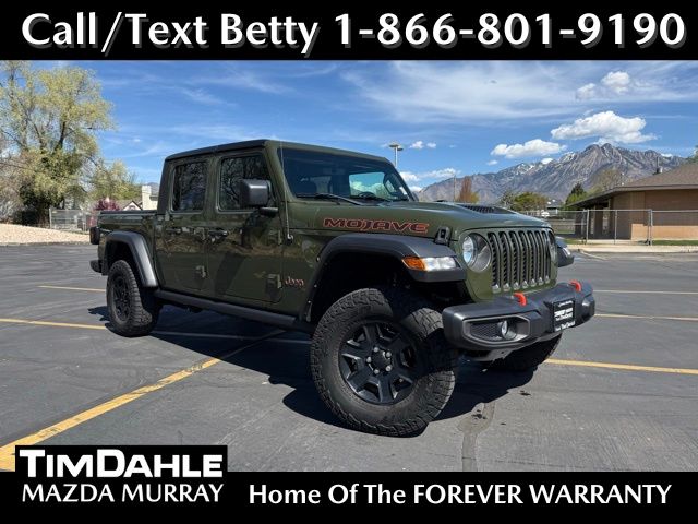 Sarge Green Clearcoat 2022 Jeep Gladiator Mojave Crew Cab 4WD Pickup Truck Four-Wheel Drive 8-Speed Automatic