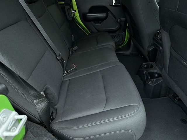 Used 2019 Green Jeep Unlimited Sport image 36