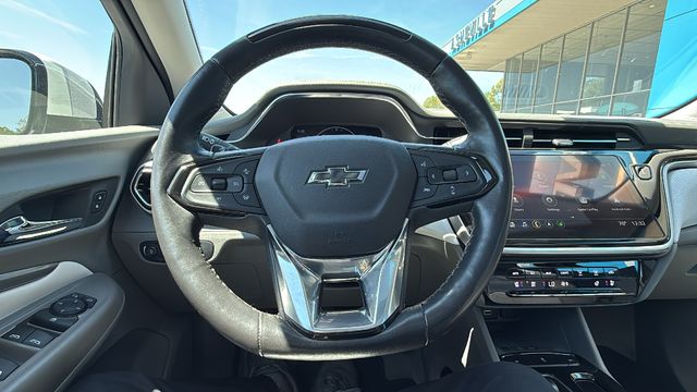 used 2023 Chevrolet Bolt EUV car, priced at $23,999