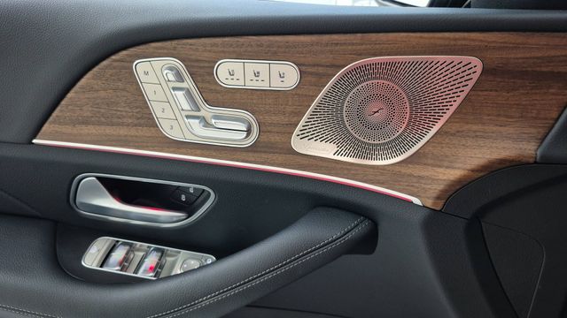 2025 Mercedes-Benz GLE