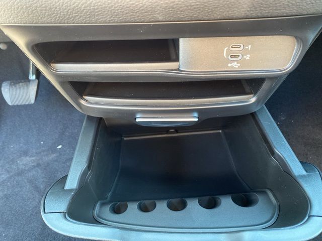 2026 Chrysler Pacifica Select - Bright White Clearcoat exterior view 16