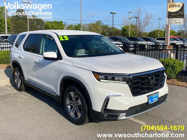 Platinum White Pearl 2023 Honda Pilot EX-L FWD with Captains Chairs SUV / Crossover Front-Wheel Drive Automatic