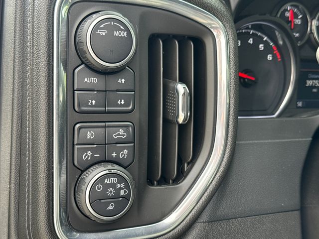 Used 2021 White Chevrolet LT Trail Boss image 22