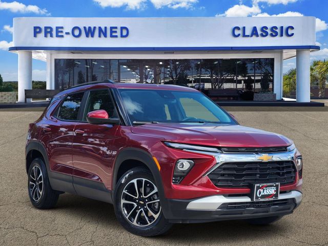 2025 Chevrolet TrailBlazer LT Red at Traditions Chevrolet