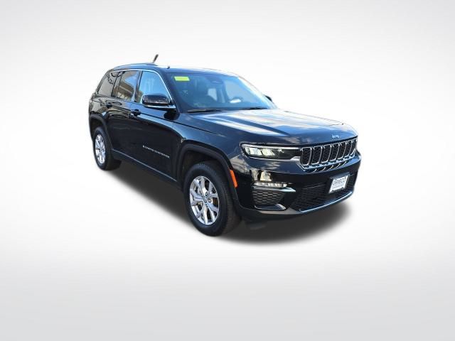 2022 Jeep Grand Cherokee Limited's photo